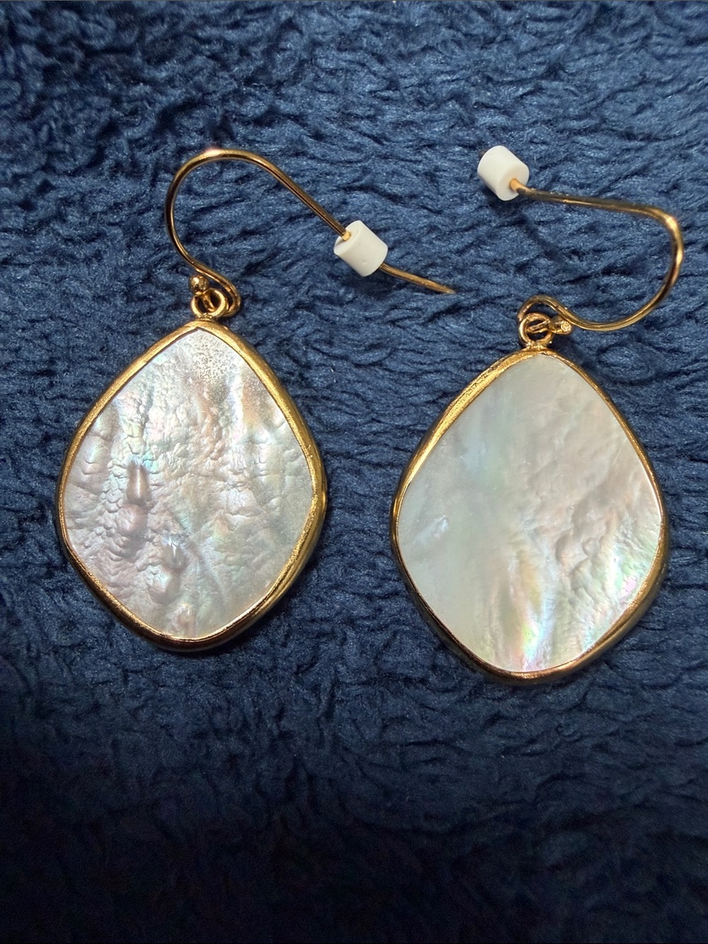 Source Unknown Mother of Pearl Teardrop Earrings - White & Gold